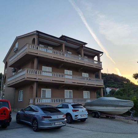 Apartments Nada Mundanije Экстерьер фото