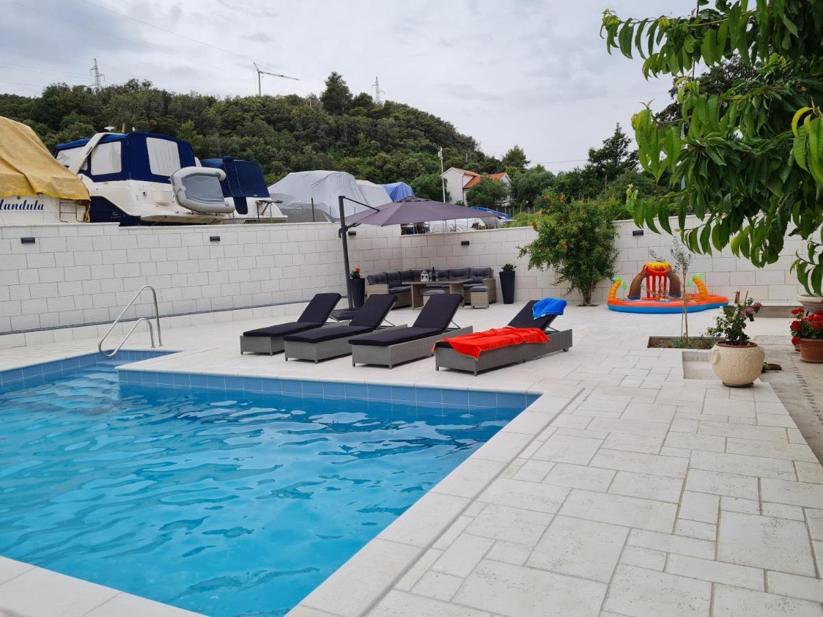 Apartments Nada Mundanije Экстерьер фото